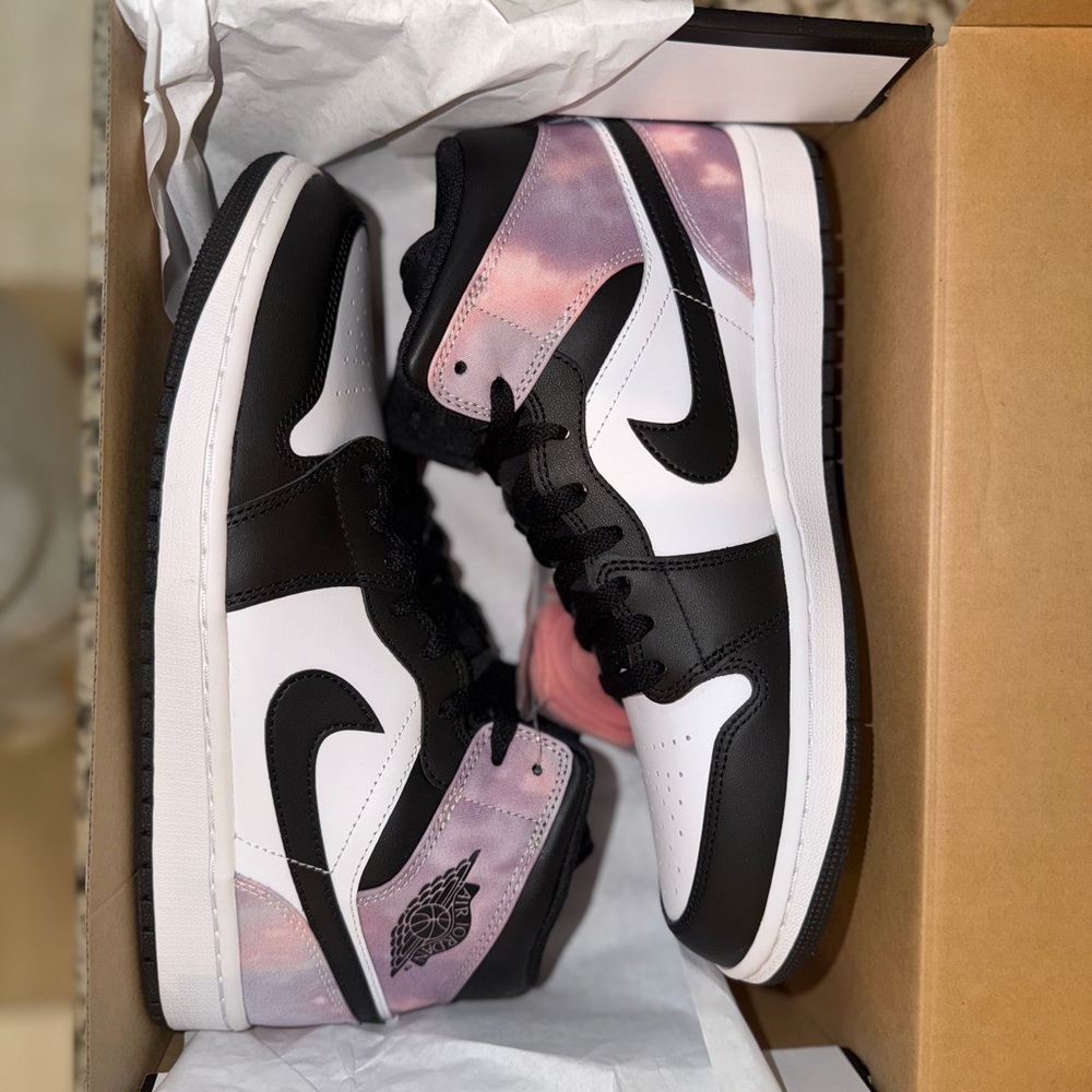 Nike Air Jordan 1 Low White Black Pink Tie-Dye Accent.